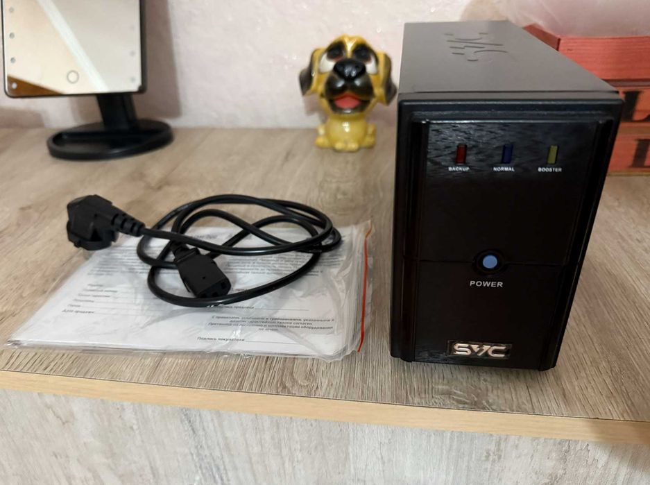 Источник бесперебойного питания SVC V-500-L