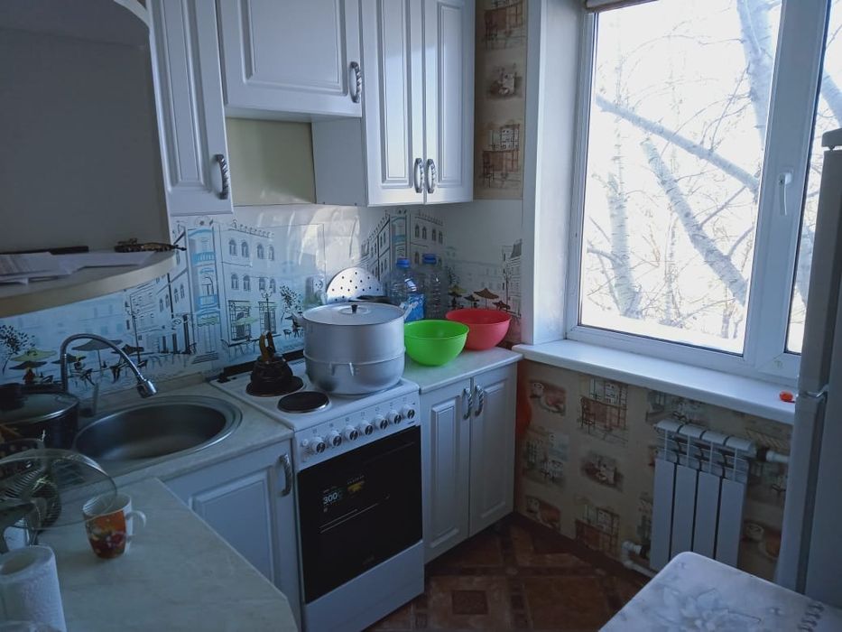 Продаётся 2х-комнатная квартира в центре города абай.ермекова37. 4эта