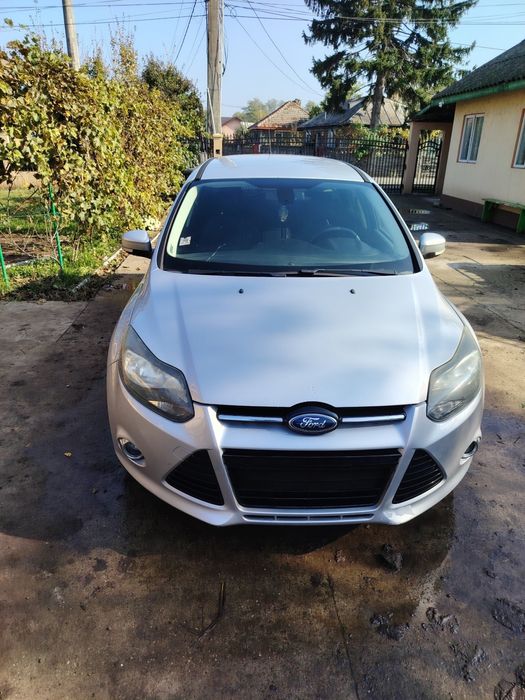 Vând ford focus3