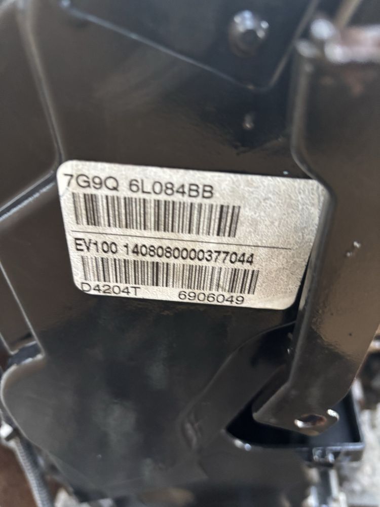 motor ford volvo 2.0 cod D4204T  dezmembrari ford