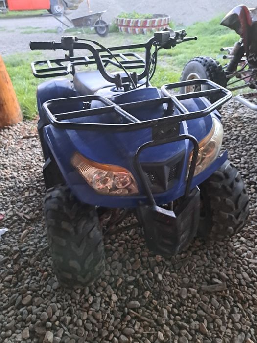 Vând atv 110cc în stare foarte bună, merge foarte bine
