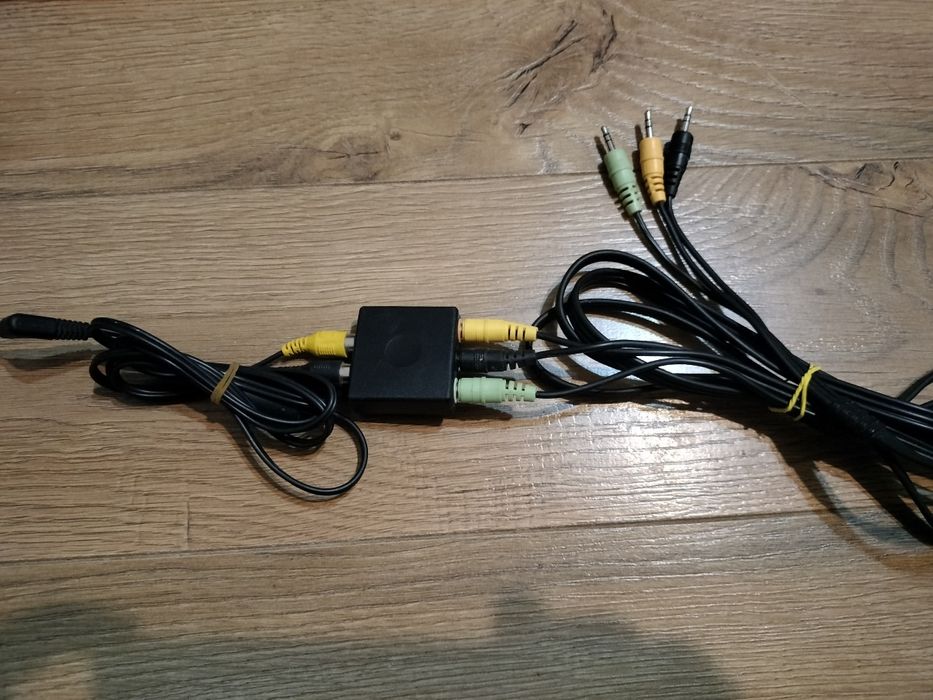 Adaptor audio sisteme 5.1