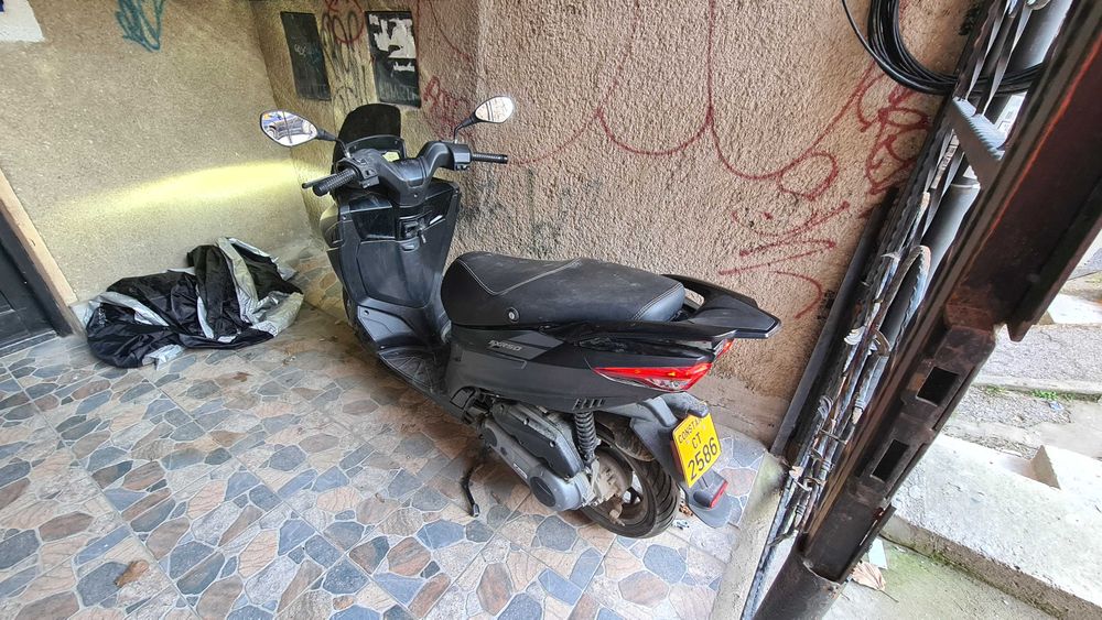 Vand Aprilia SXR 50s
