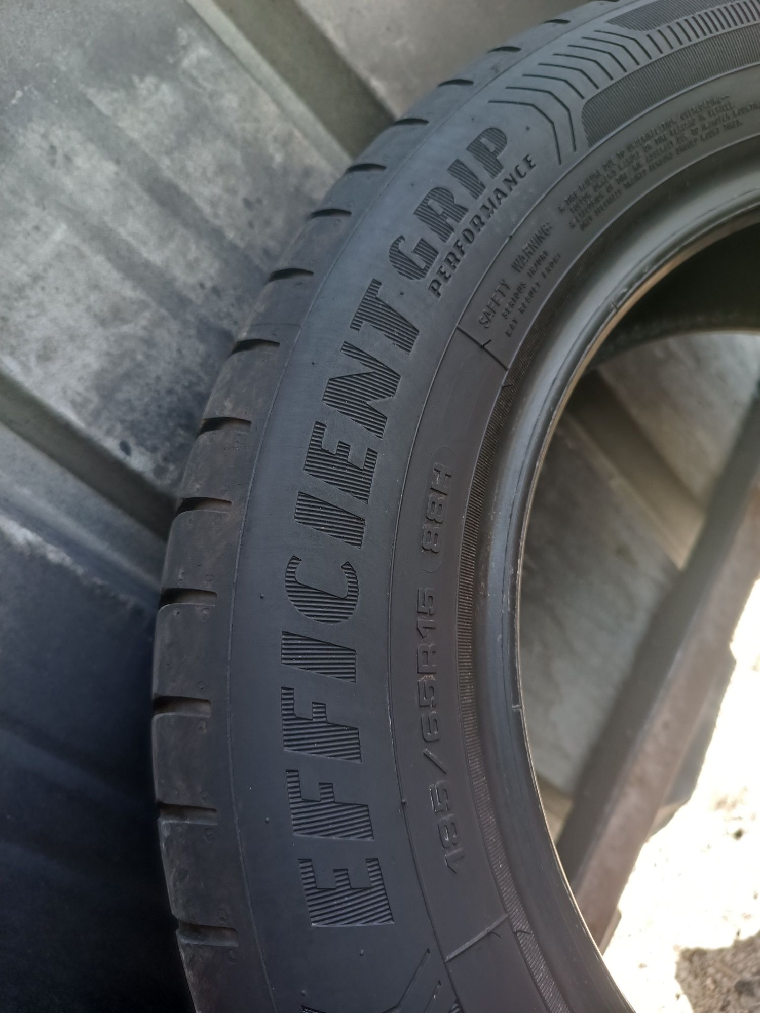 185/65/15 Goodyear Дот 3619