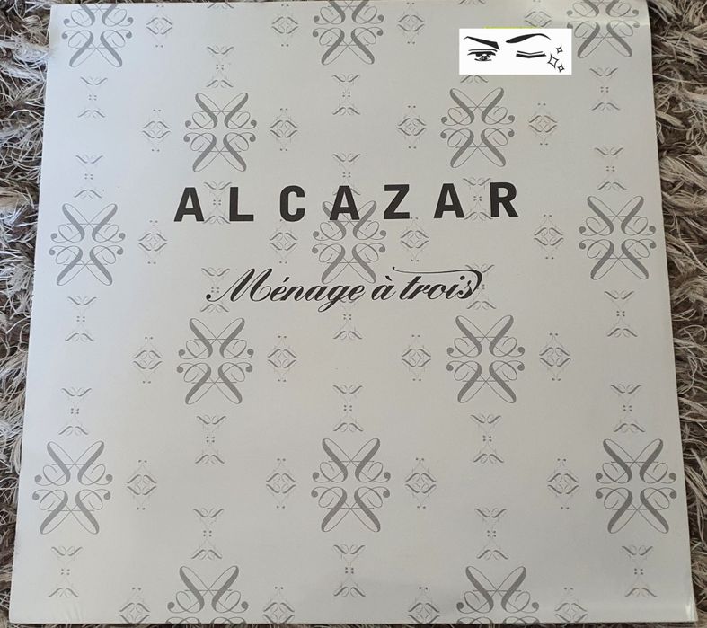 Vând viniluri noi-sigilate