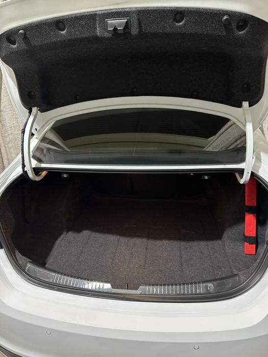 Malibu 2 xl oq full, 2023 yil, yurgani 33.000km, holati ideal