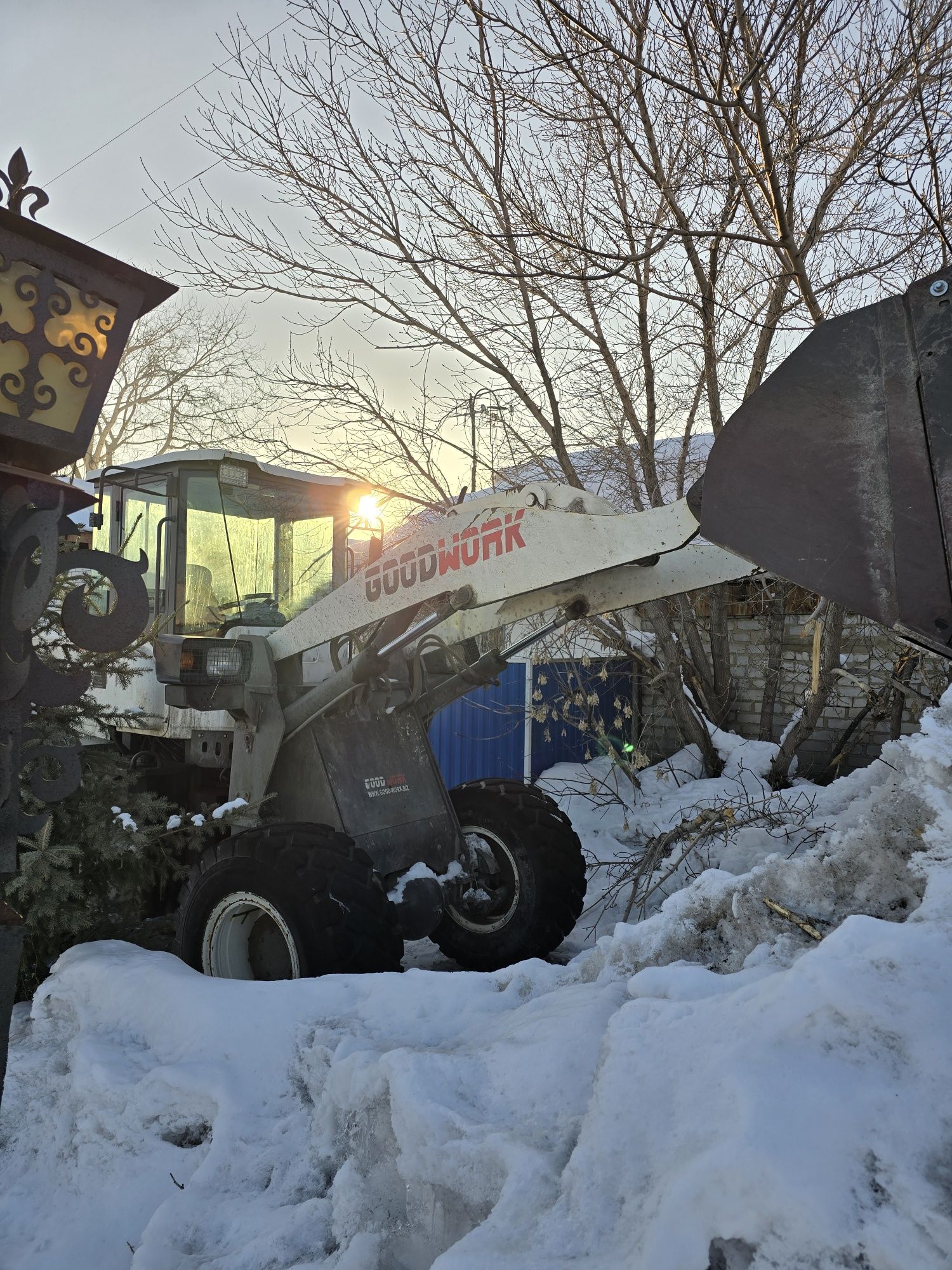 Погрузчик Goodworg LX280 F  1. 5 куб.