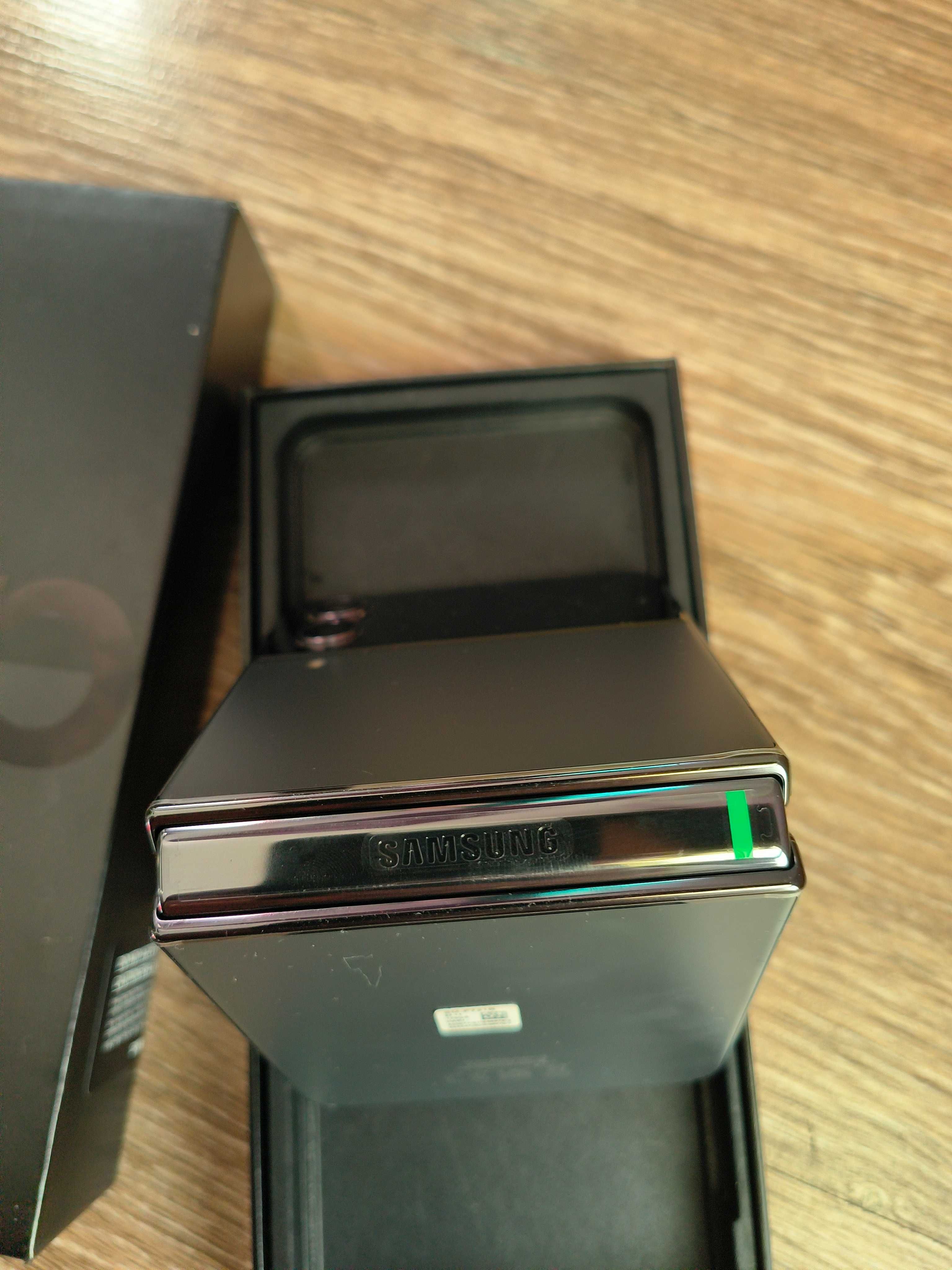Samsung Galaxy Z Flip4