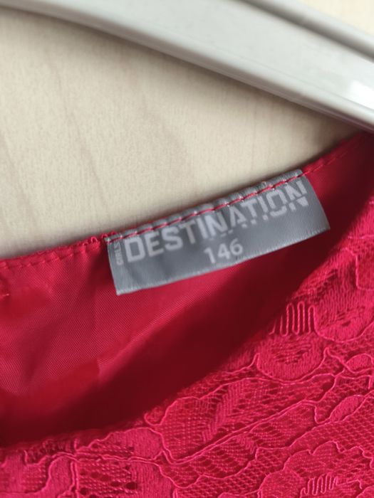 Дантелена червена рокля р-р 146