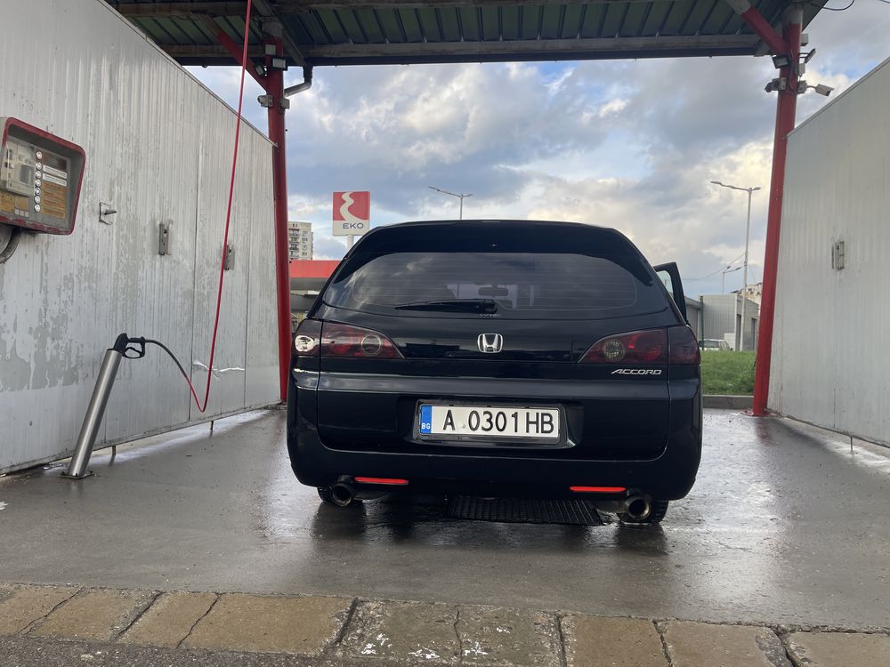 Хонда акорд 7 турър 2.4