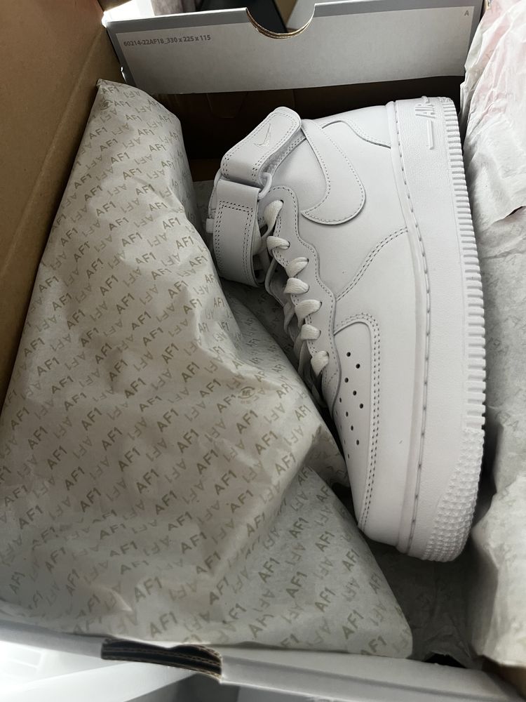 Air Force 1 Mid Triple White