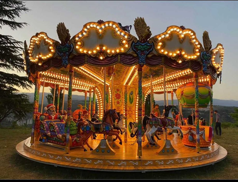 Inchiriere Carusel si Loc de Joaca Mobil pentru evenimente!