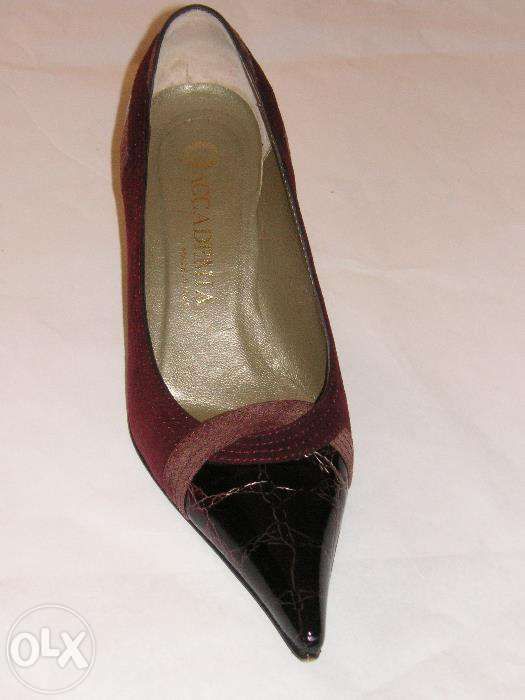 Accademia Pantofi grena