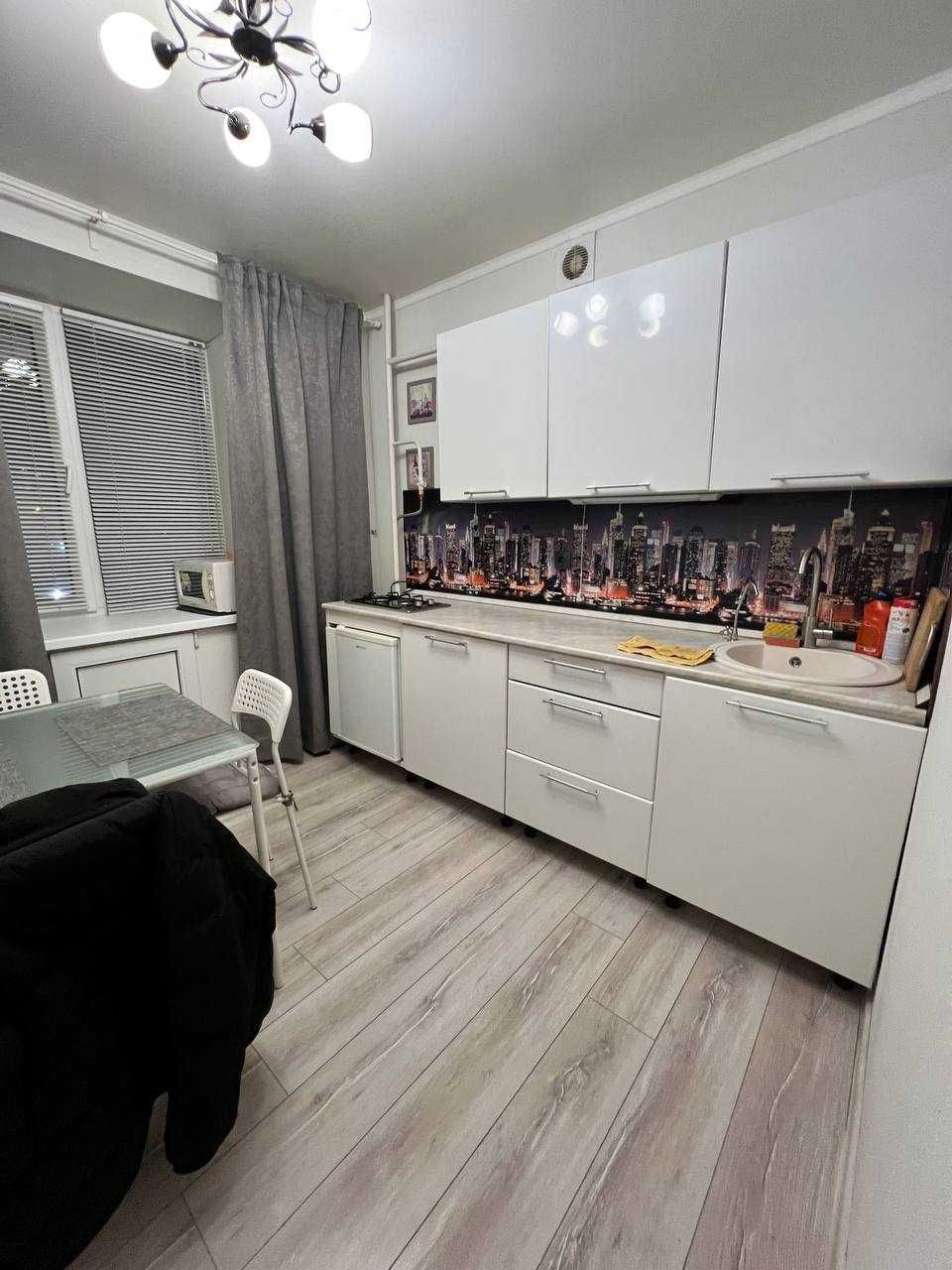 Юнусабад-4 • Паспортный стол • 3-комн • 42 м² • этаж 2/4 • [M:0358]