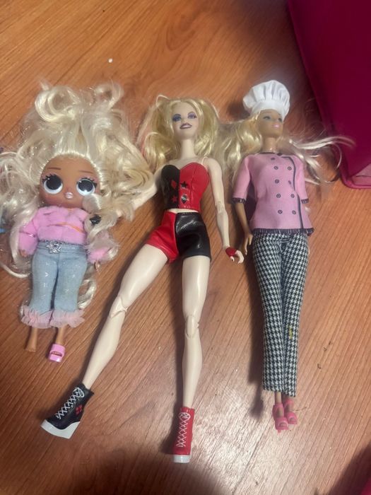 Lot păpuși  ca noi