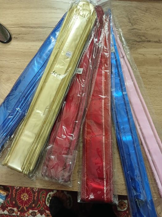 Продам ленты и бантики для упаковки подарков