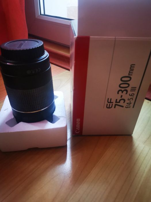 Фотоапарат Canon