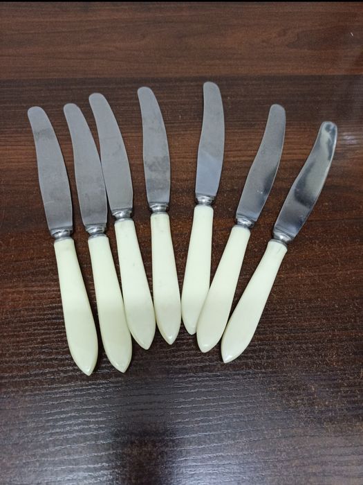 Ножи столовые. 300тг штука