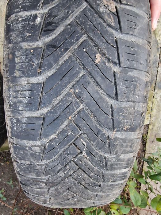 Jante tabla 5x112 195/65 R15 plus cauciucuri iarna
