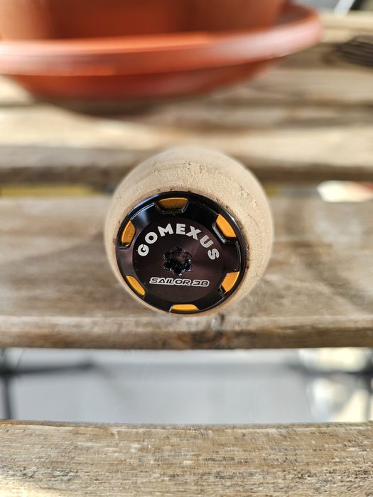 Ръкохватка/ноб за спиниг макара.