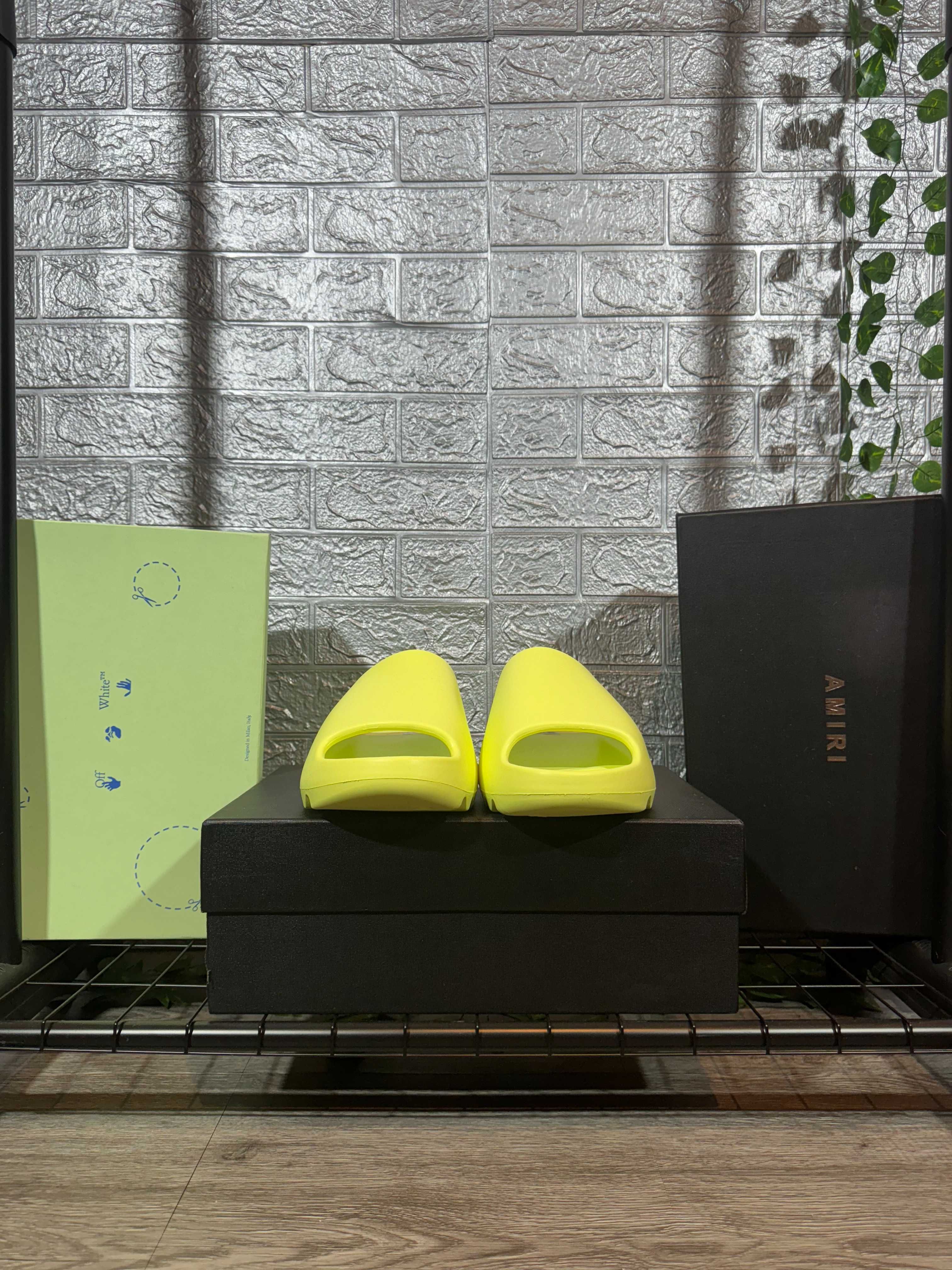 Yeezy Slides Marimea 46