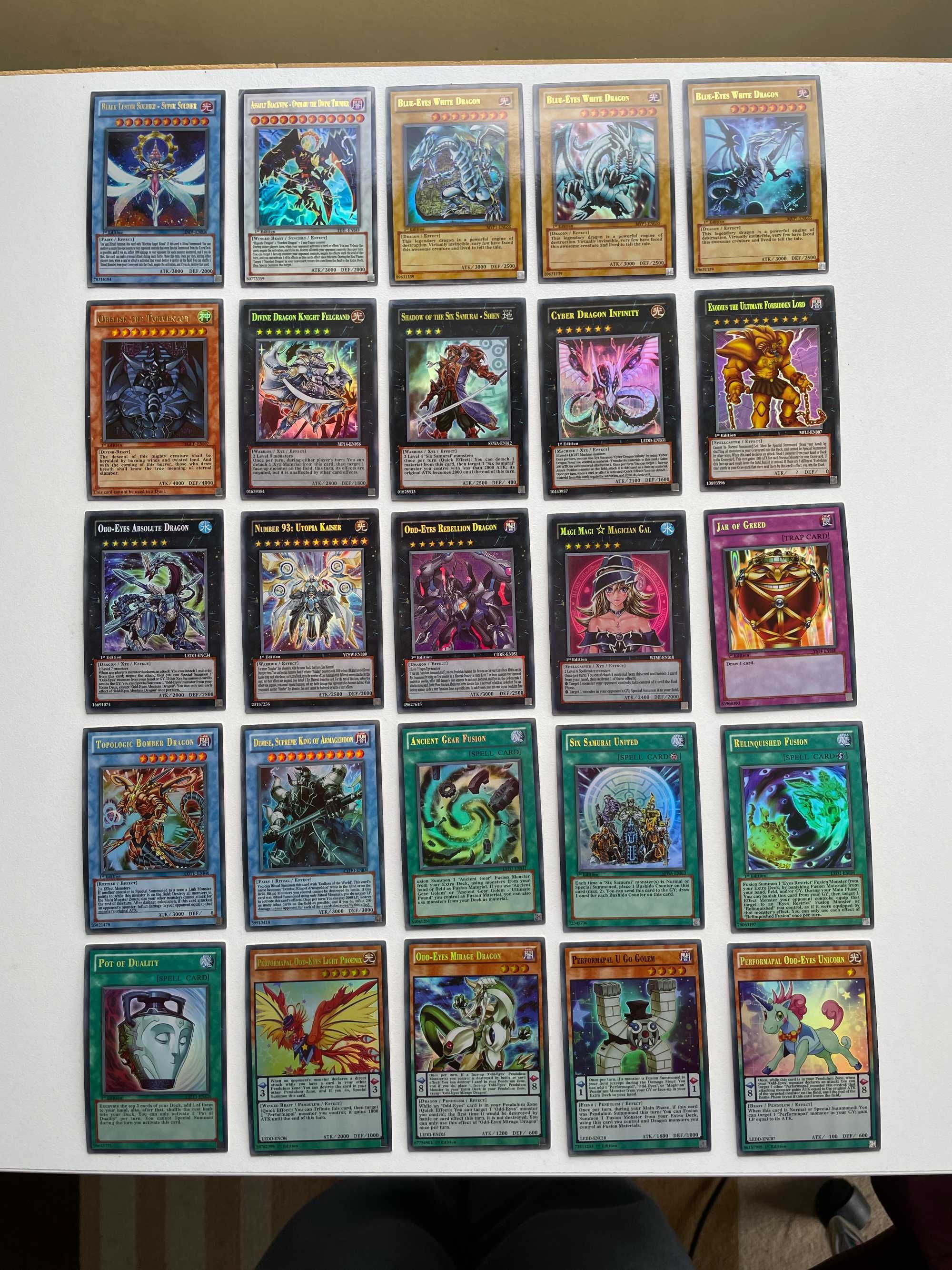 Колекция Yu-Gi-Oh! Карти Ю-Ги-О