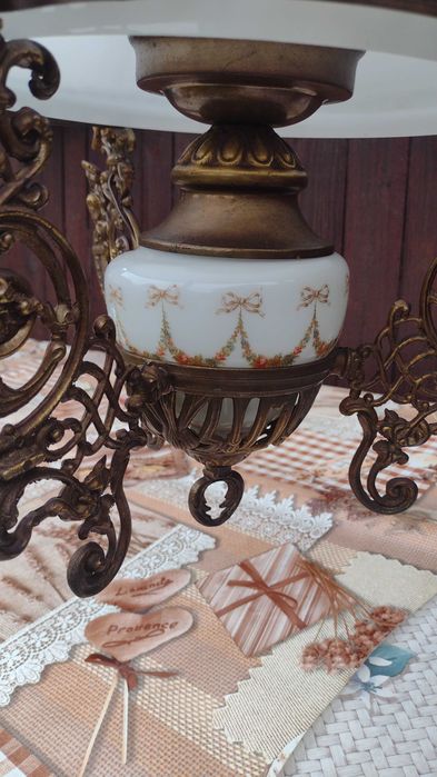 Lustra de tavan /Veche ,