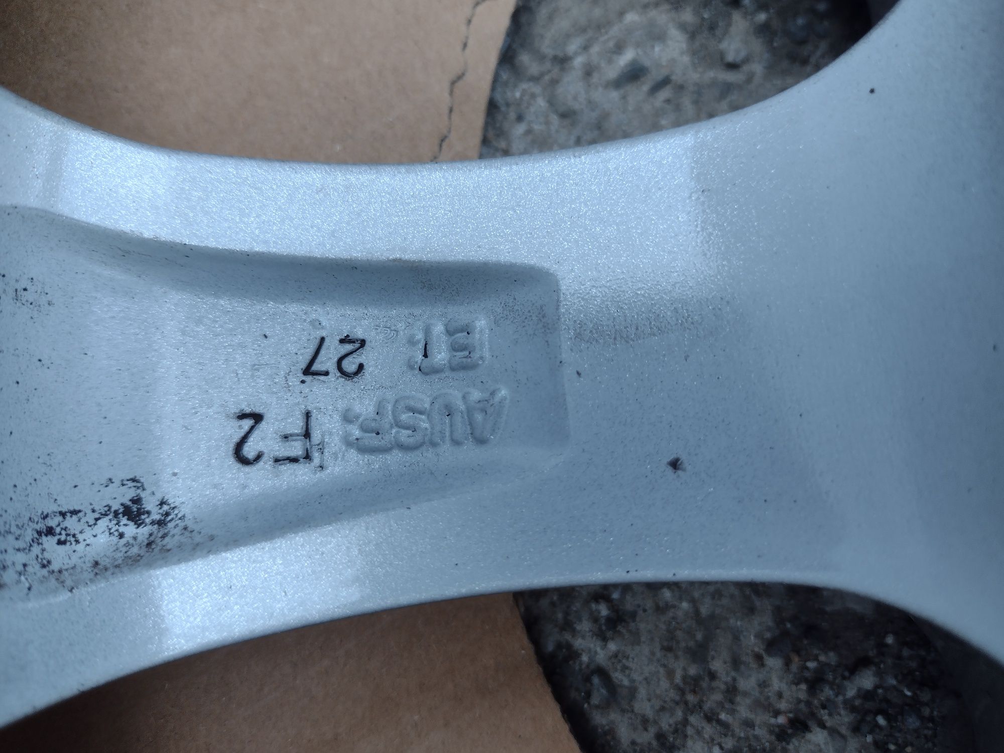 Перфектни Dezent 16-5x98 ET27 7j Fiat Doblo