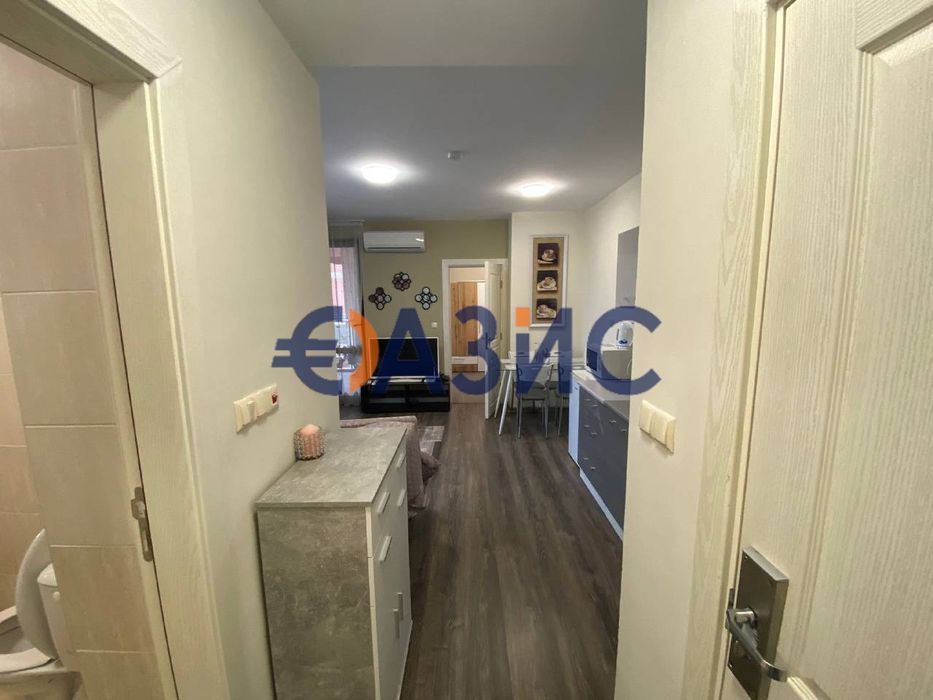 Продава се Двустаен апартамент в к.к. Слънчев бряг - 59 кв.м за 1373 €/кв.м - Снимка #11