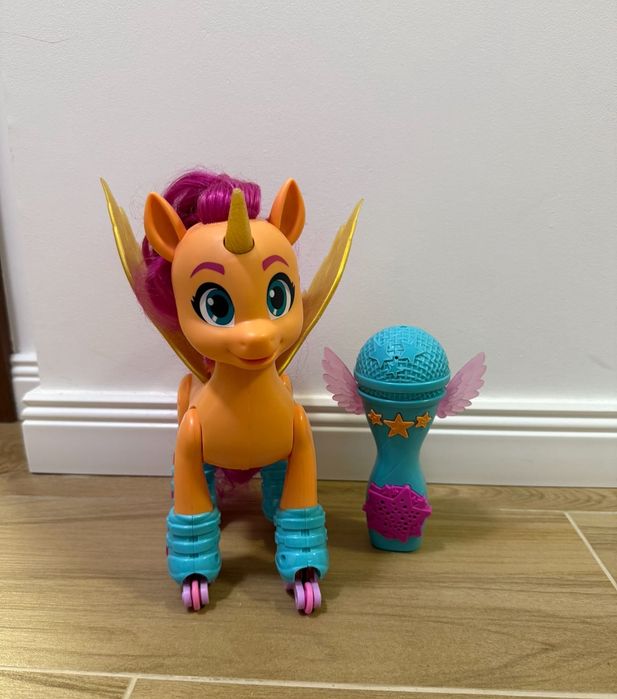 Figurina muzicala sing n skate Sunny, My Little Pony