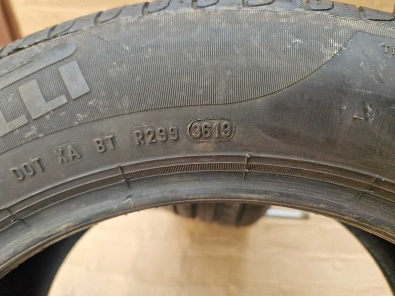 2 Pirelli R16 215/55
летни гуми 
DOT3619