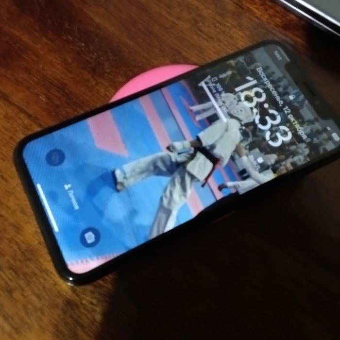 IPHONe xs 256gb  80akb