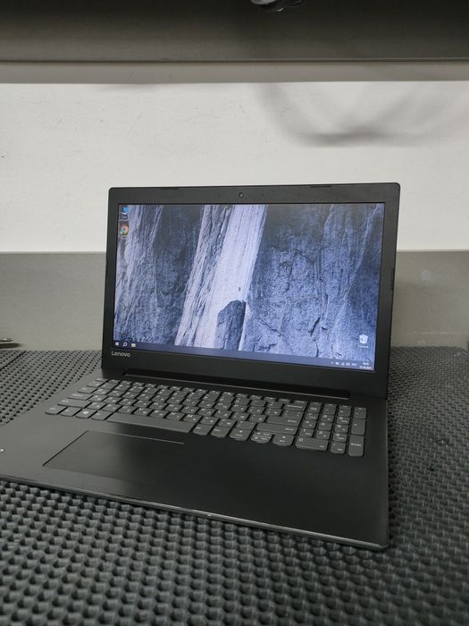 Lenovo Ideapad 320-15AST (A9-9420/ 8GB DDR4/ 256GB SSD/15.6")