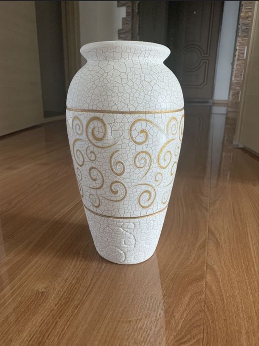 НОВАЯ Ваза высота 30 см