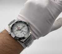 Omega Seamaster Diver 300 M with White Dial on Bracelet