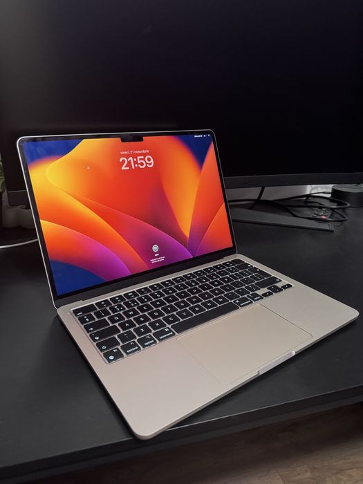 Apple MacBook Air M2 2022