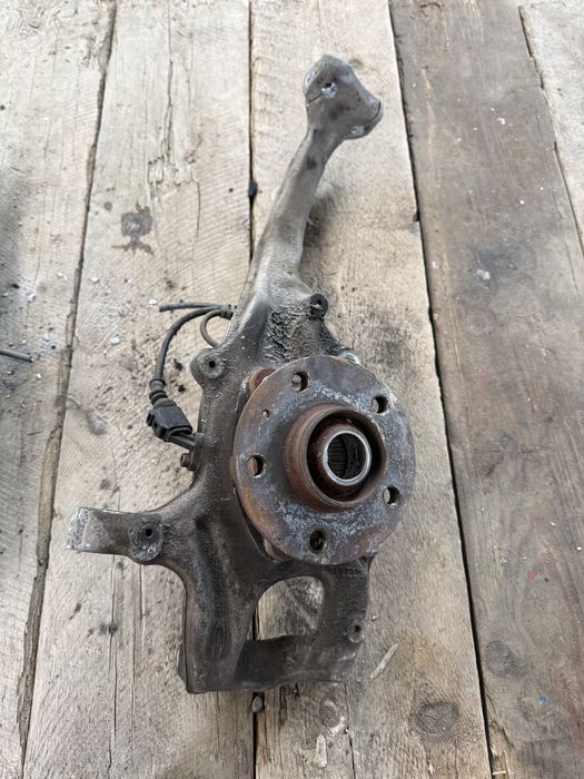 Fuzeta stanga dreapta audi a4 b8 R8K0407285g R8K0407257G sj2fr