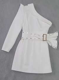 Шикарное белое платье