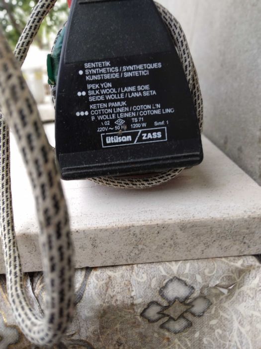 Fier de călcat  marca Zass