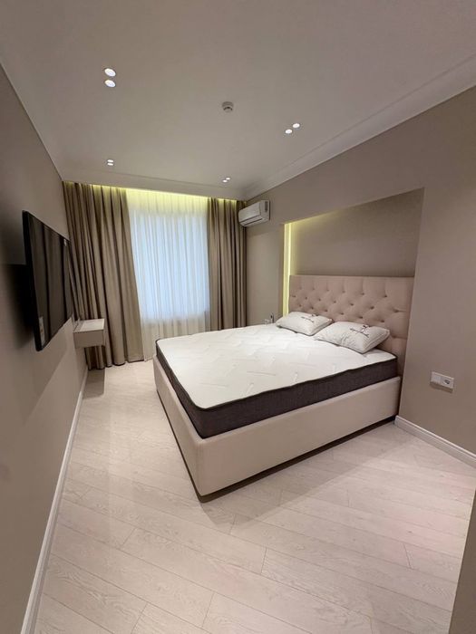 СДАЕТСЯ 3комн Квартира рядом с метро Дружба Народов