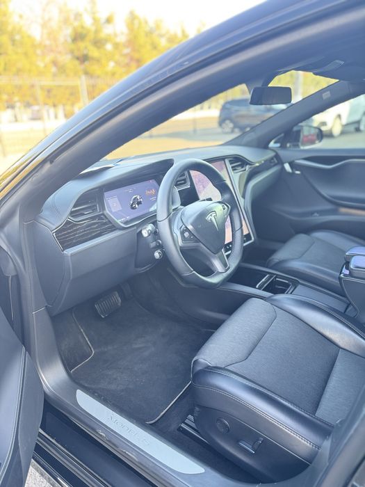 Tesla model S sotiladi dual motor 75D kraska toza