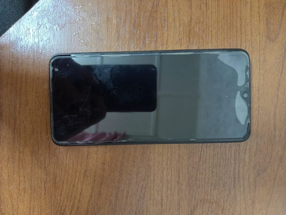 Продам Redmi 13C