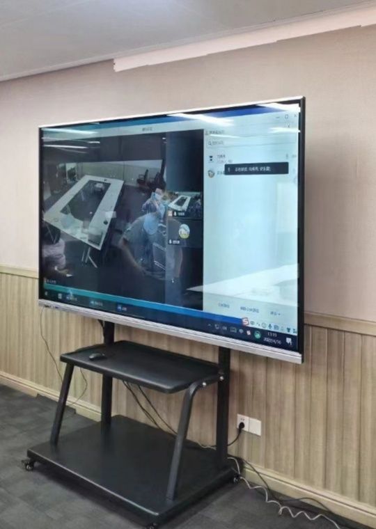 Кранштейн с подставкой