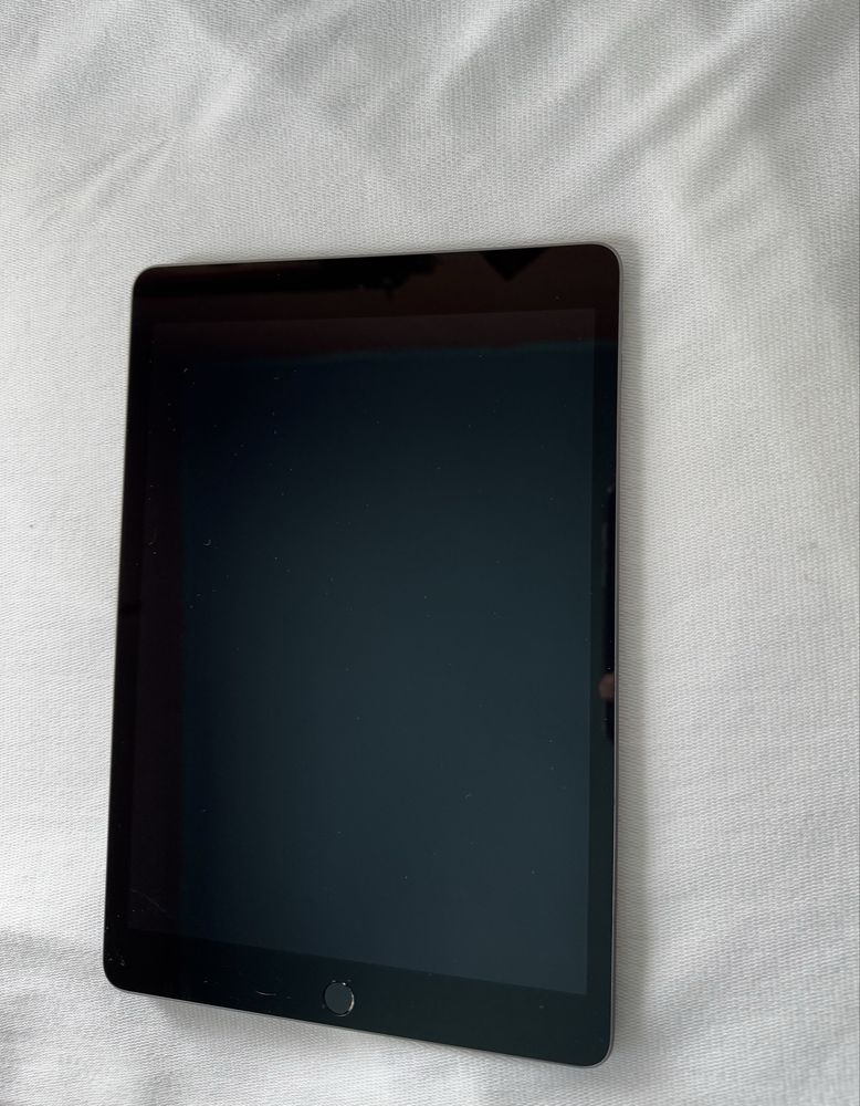 Заключен IPAD 9th gen 64GB SPACE GRAY , ipad A2602