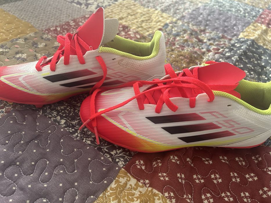 Ghete fotbal Adidas F50 marimea 38