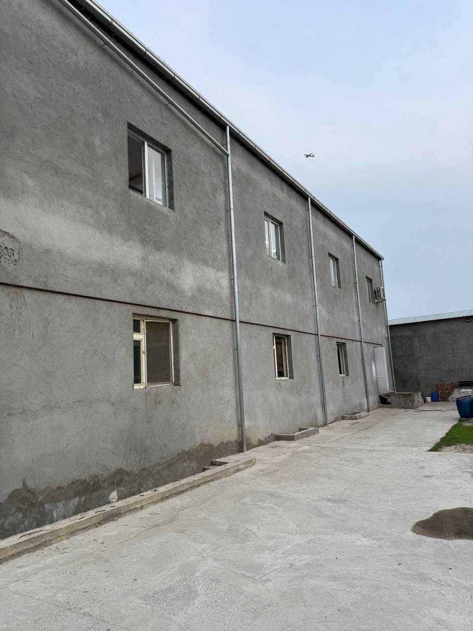 ХХХ Продается склад 21 соток Рай. Центр