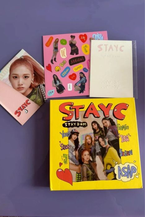 Album kpop STACY -star to a young culture