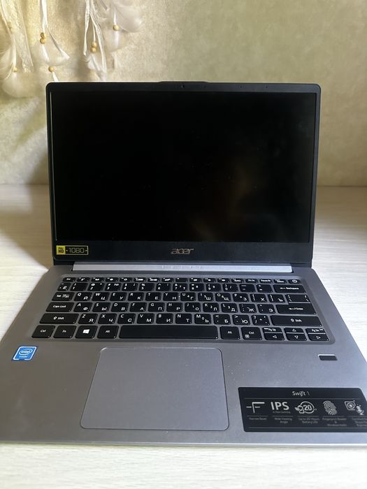 Срочно продам ноутбук Acer Swift