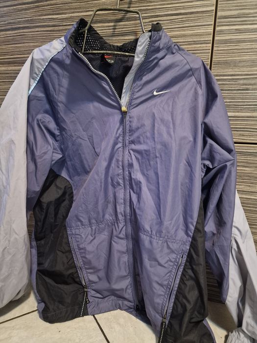 Nike ветровка номер Л