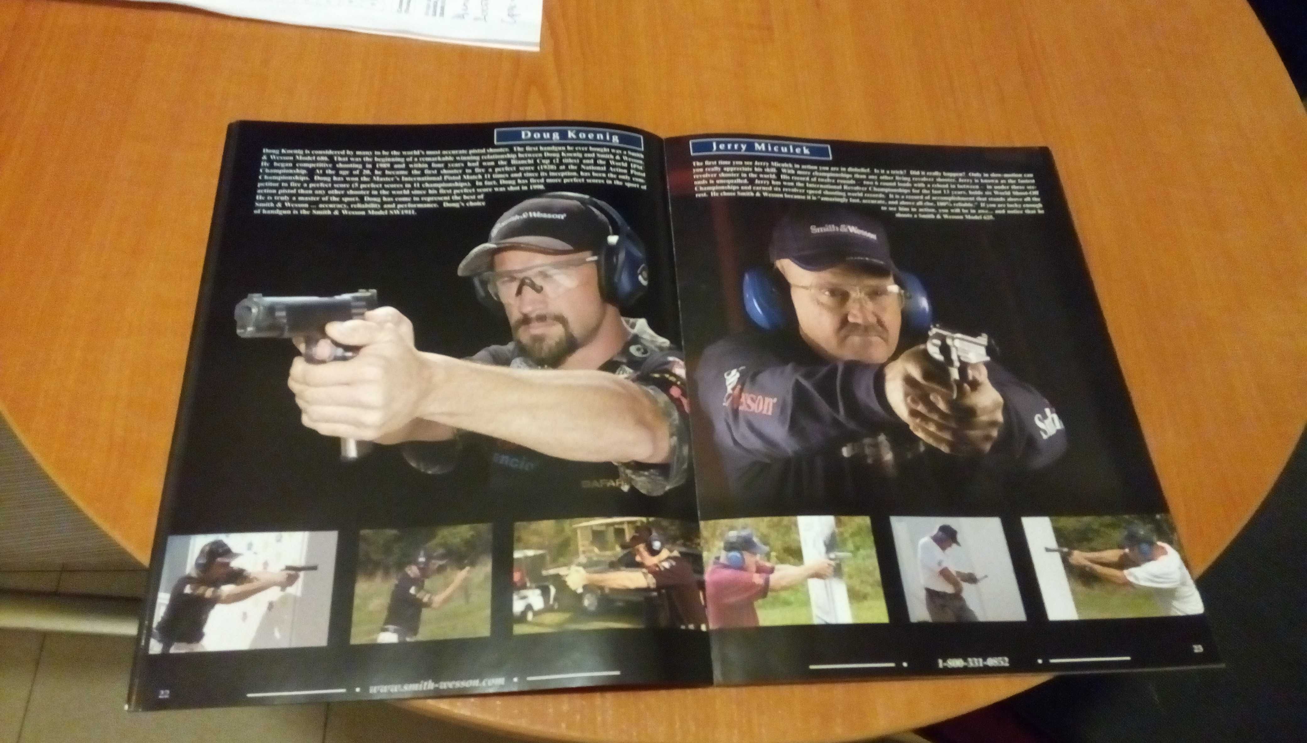 Смит и Уесън каталог пистолети 2006г - SMITH & WESSON 2006 gun catalog